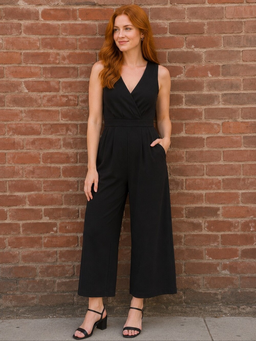 Nine West Sleeveless V Neck Black Wide-Leg Jumpsuit Romper Women's Small